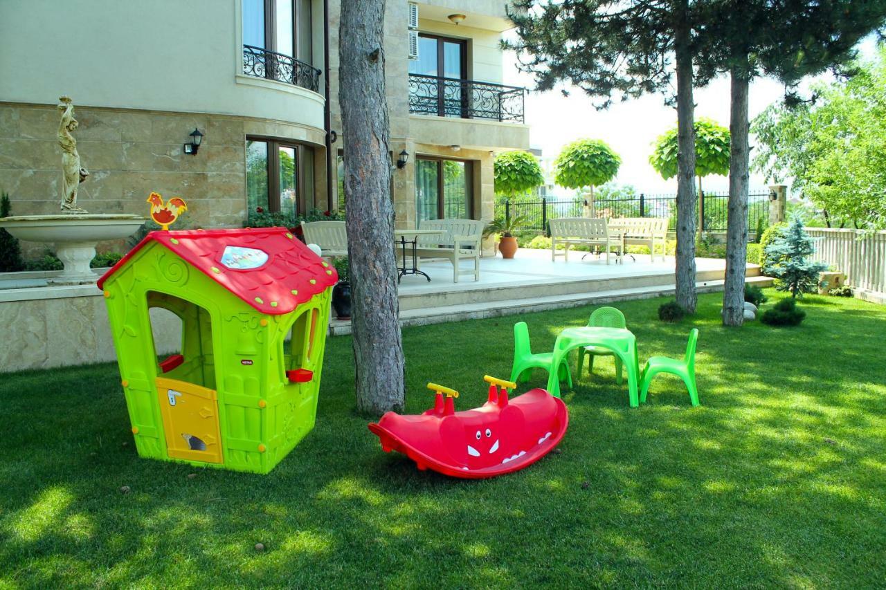 Garden Guest House Сандански Экстерьер фото