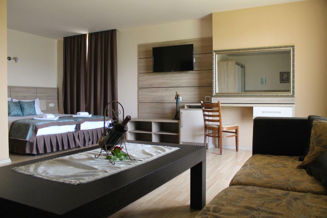 Garden Guest House Сандански Экстерьер фото