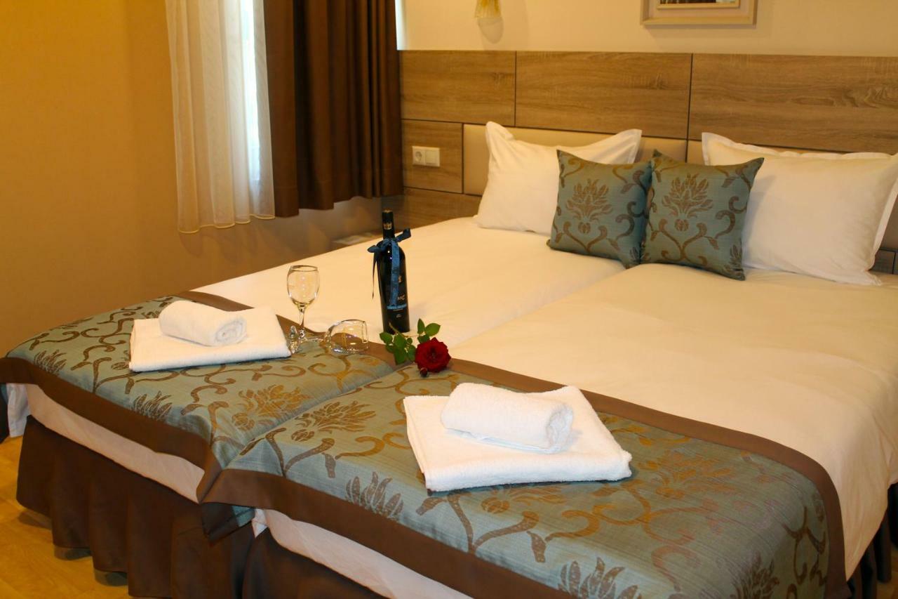 Garden Guest House Сандански Экстерьер фото